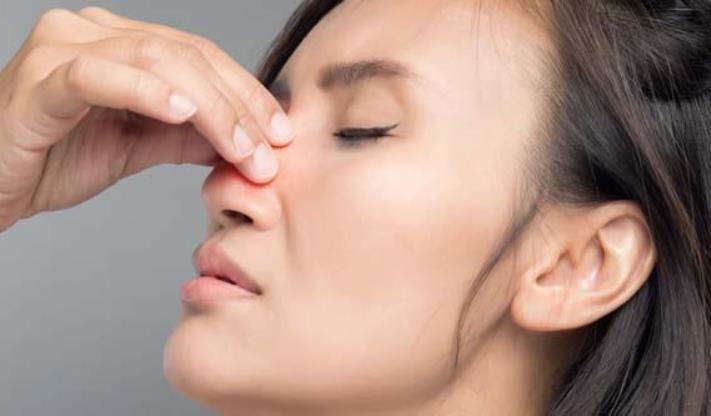 أسباب انسداد الأنف