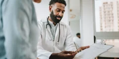 أعراض ارتفاع هرمون الحليب عند الرجال