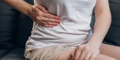أعراض دهون الكبد عند النساء: دليل شامل مع أحدث المعلومات الطبية