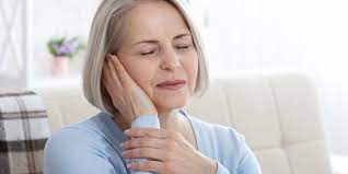 أعراض فطريات الأذن