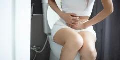 علاج الإمساك بالأعشاب